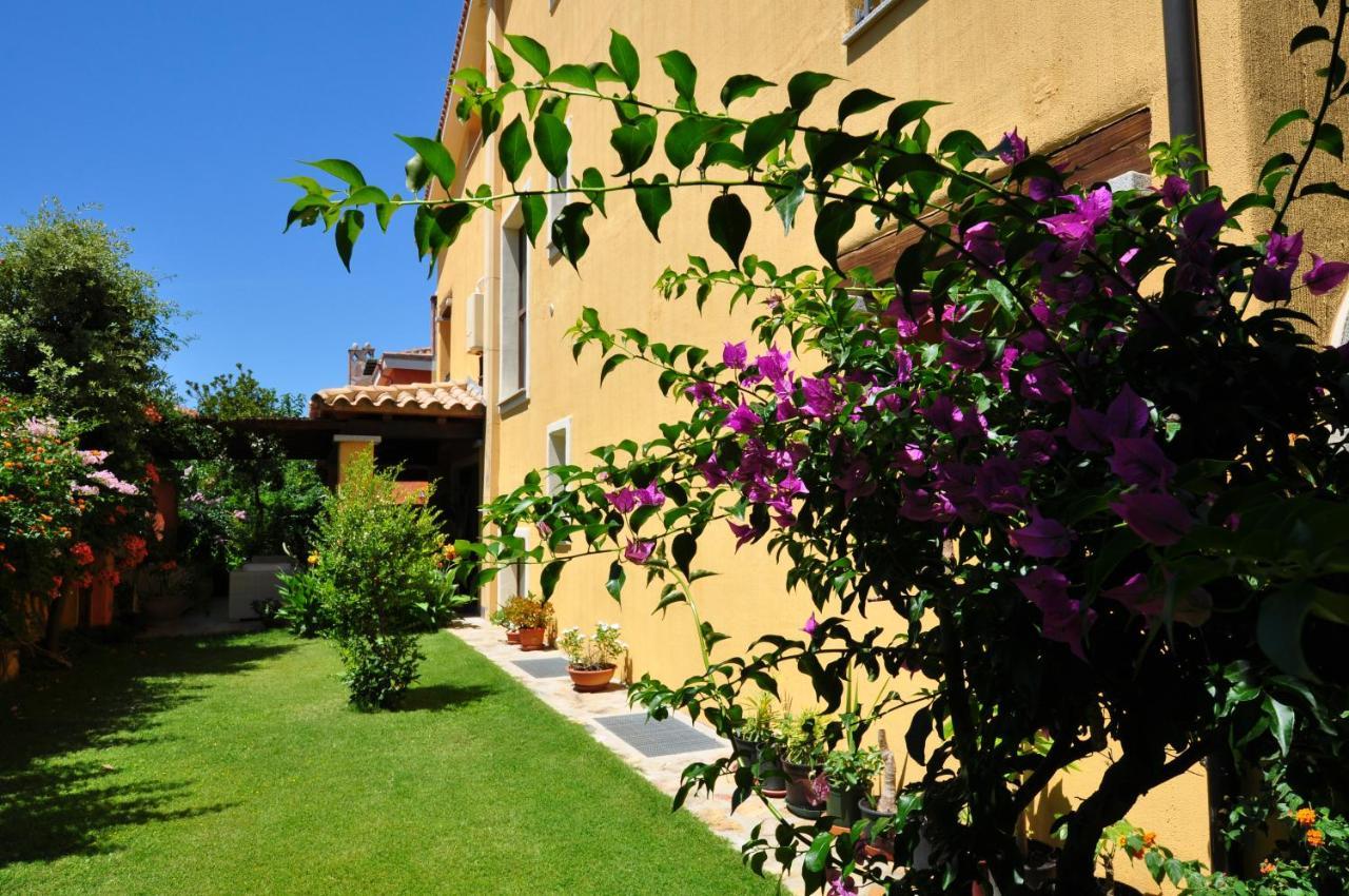 Hotel Il Girasole Villasimius Exterior foto