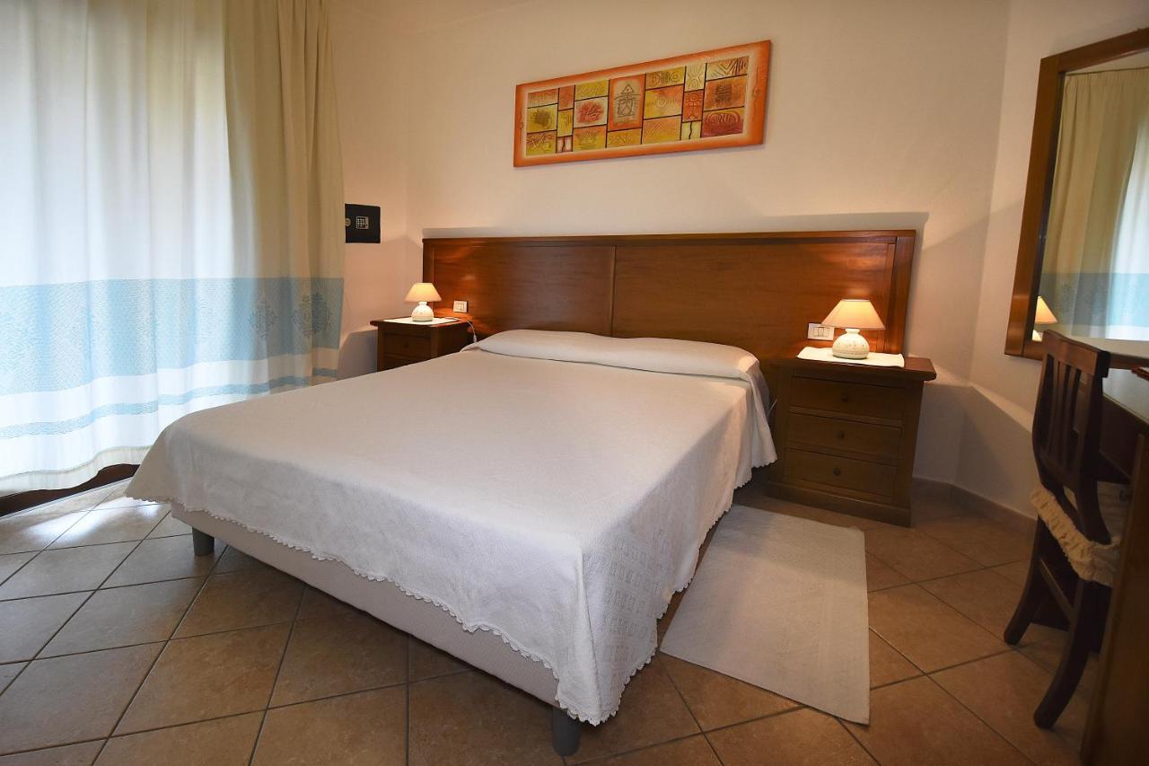 Hotel Il Girasole Villasimius Exterior foto