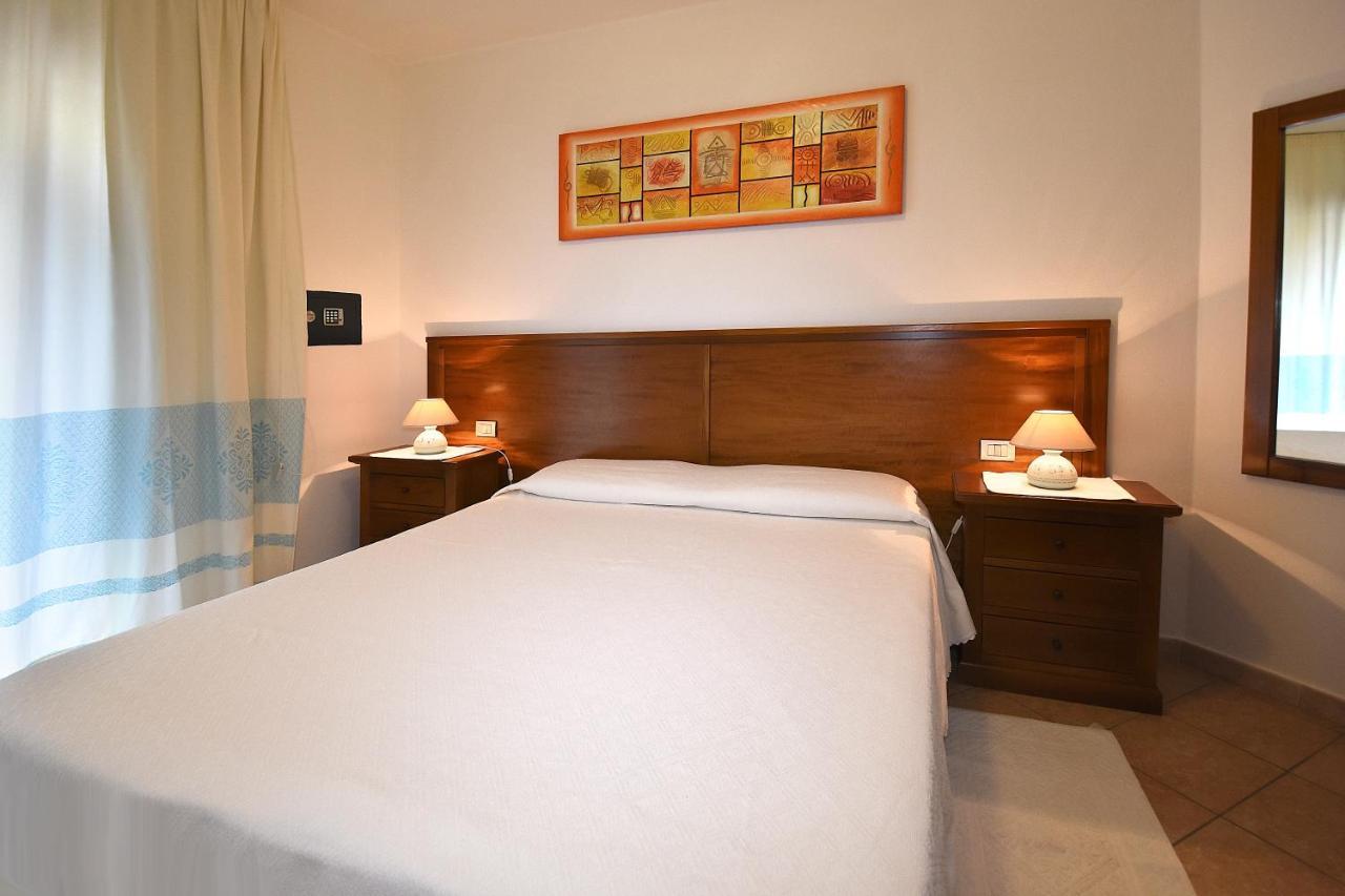Hotel Il Girasole Villasimius Exterior foto