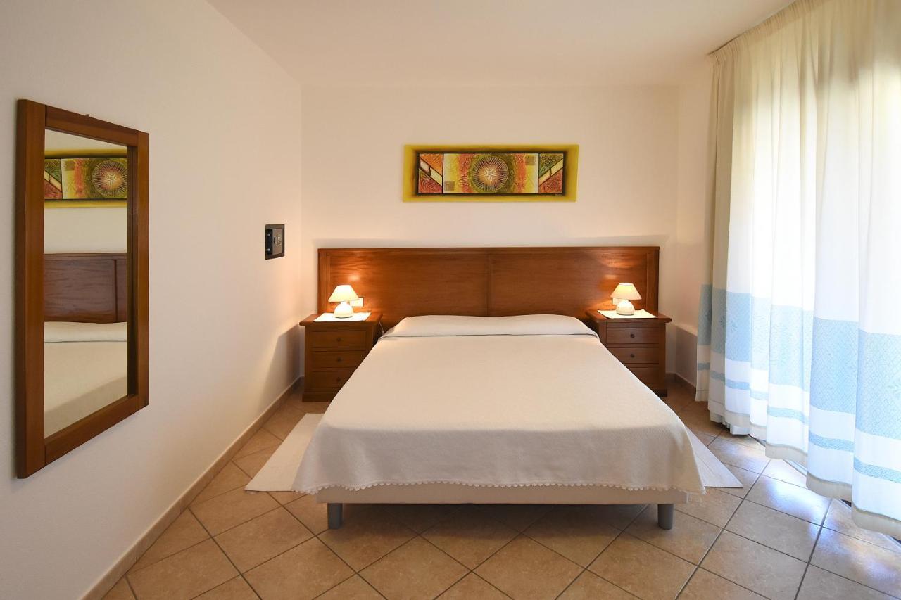 Hotel Il Girasole Villasimius Exterior foto