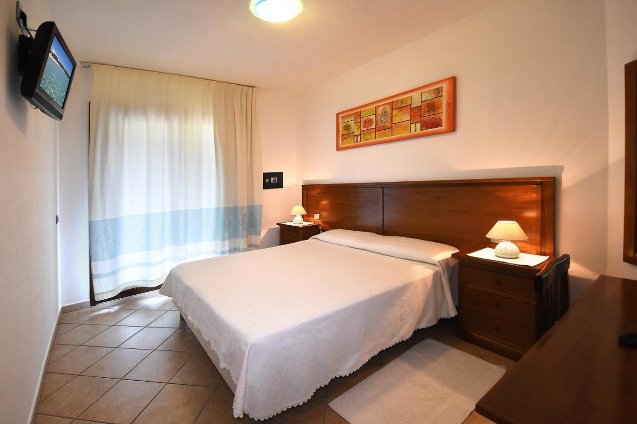 Hotel Il Girasole Villasimius Exterior foto
