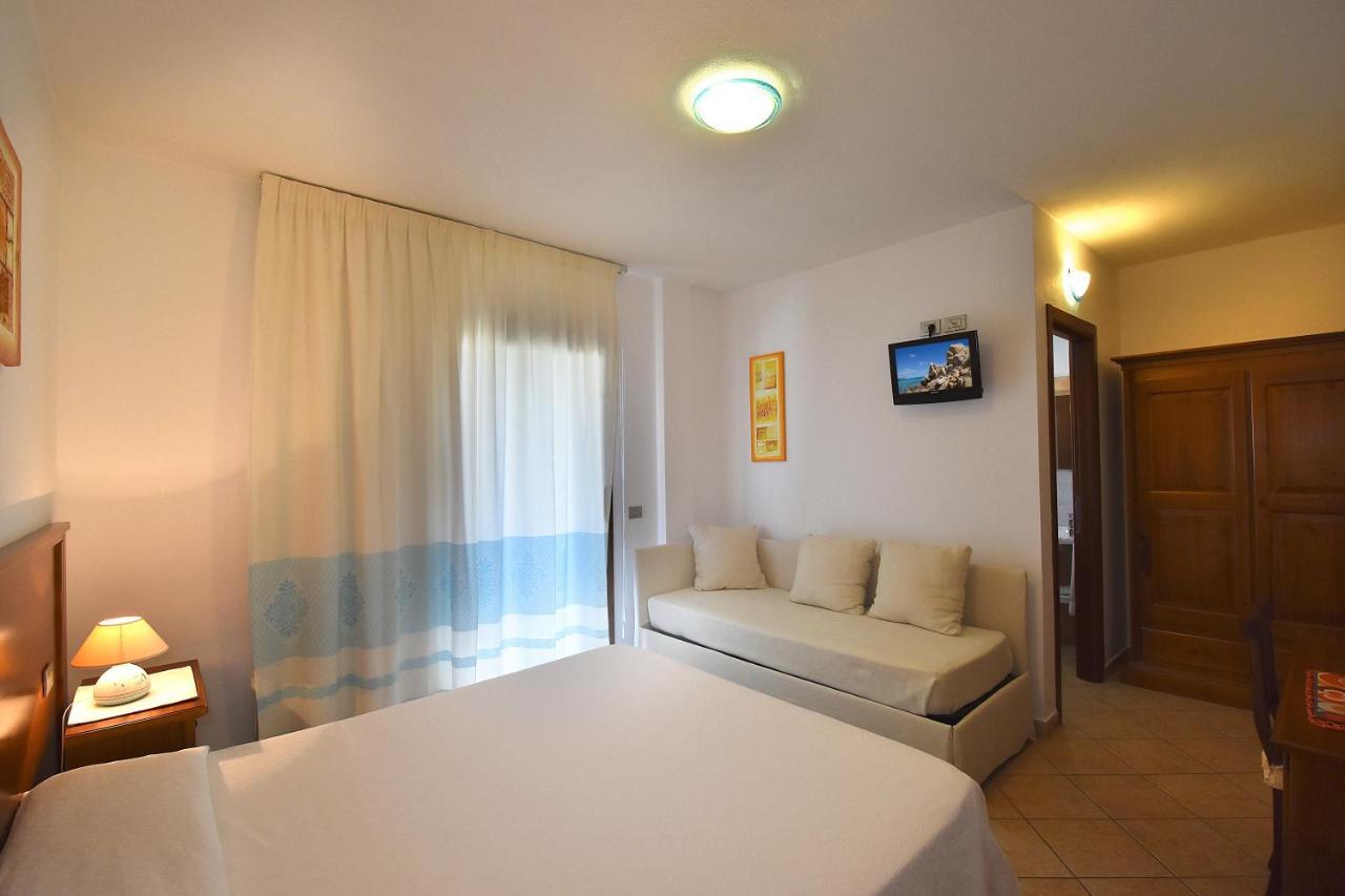 Hotel Il Girasole Villasimius Exterior foto