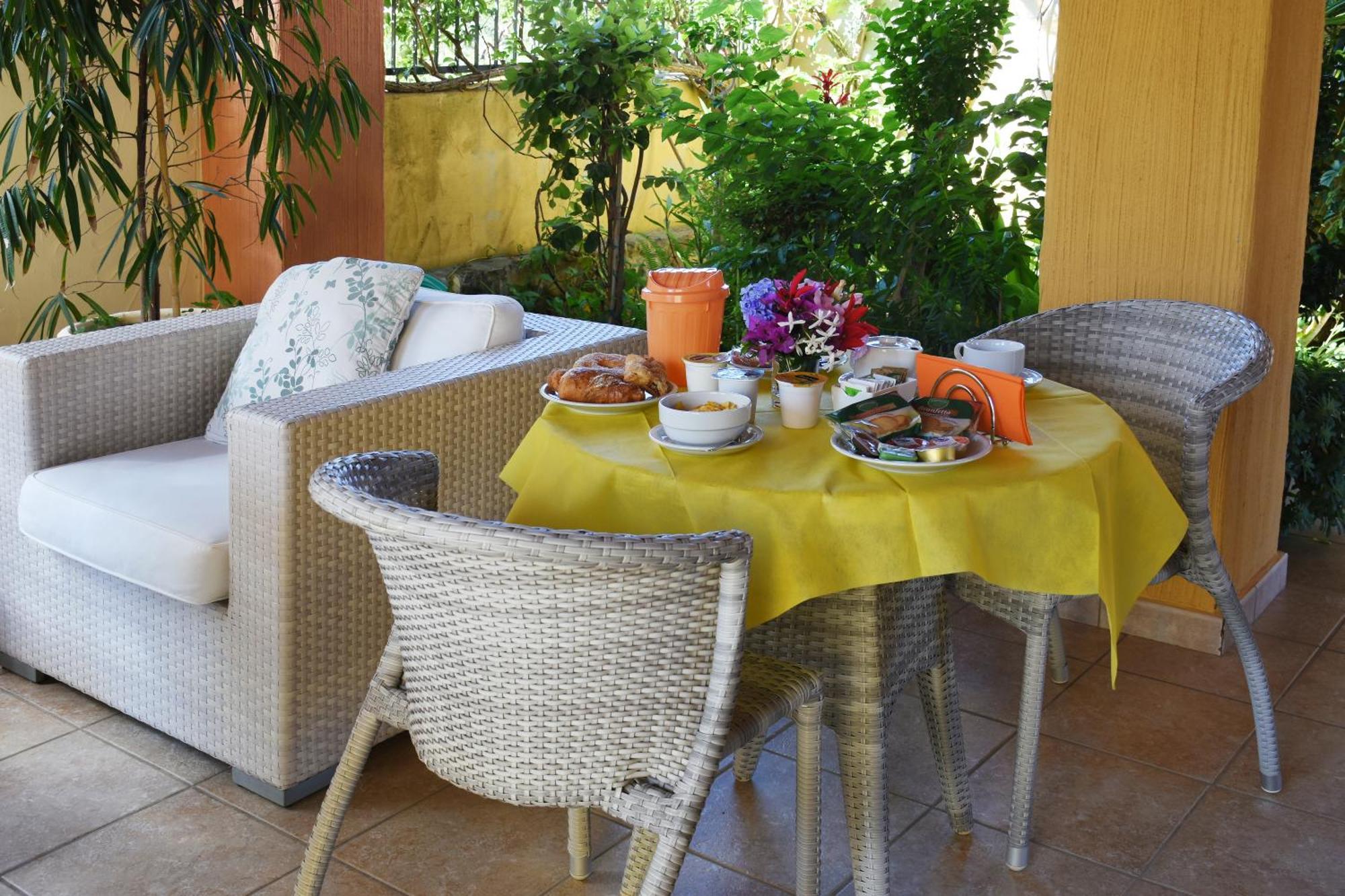 Hotel Il Girasole Villasimius Exterior foto