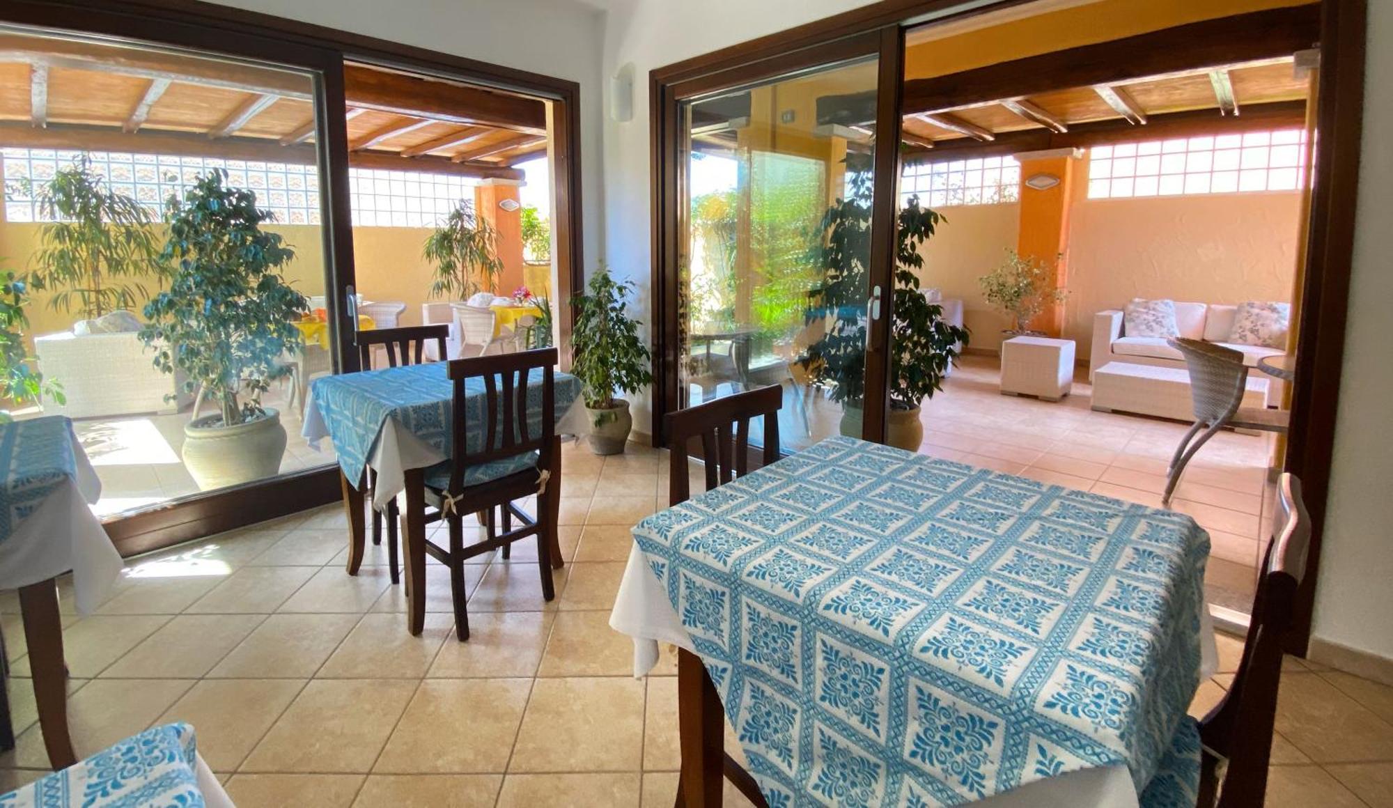 Hotel Il Girasole Villasimius Exterior foto